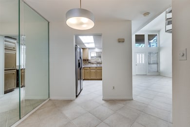 9819 Smokefeather Ln, Dallas, TX 75243 - photo 5