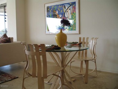 17-4002 Dining