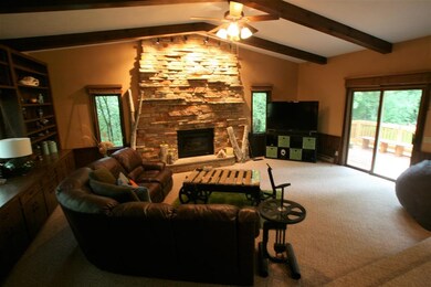 5475 Jan Dr, Fitchburg, WI 53711 - photo 2