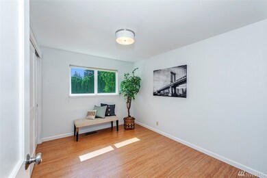 927 217th St SW, Bothell, WA 98021 - photo 5