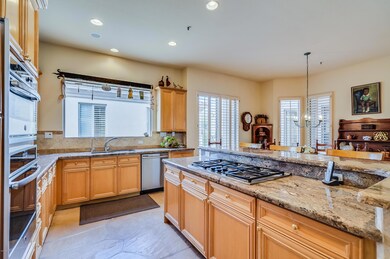Beautifully Upgraded Kitchen