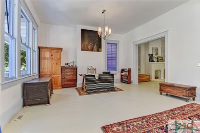 203 W 40th St, Savannah, GA 31401 - photo 6