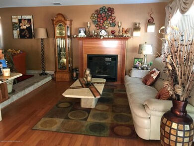 212 Fairbanks Ave, Staten Island, NY 10306 - photo 2