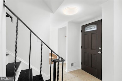 239 Nottoway St SE, Leesburg, VA 20175 - photo 4