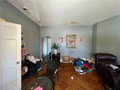 246 Sackett St, Providence, RI 02907 - photo 4