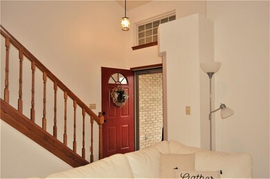 5985 Sheridan Ct, Columbus, IN 47203 - photo 5