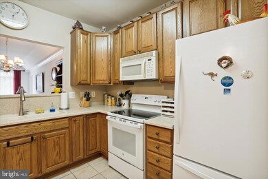8615 Fluttering Leaf Trail unit 105, Odenton, MD 21113 - photo 3