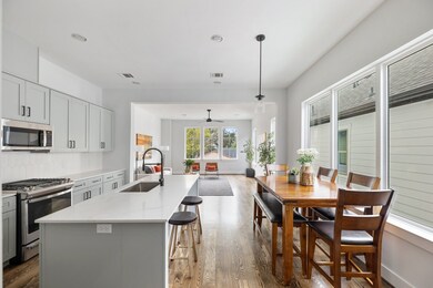 4004 Rutland St, Houston, TX 77018 - photo 4