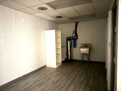 2323 Main St, Waller, TX 77484 - photo 2