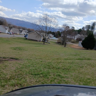 173 Claire St, Benton, TN 37307 - photo 7