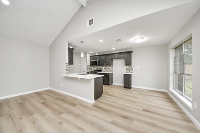 4431 Brandemere Way St, Houston, TX 77066 - photo 5