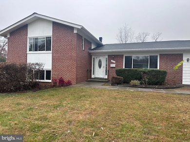 11514 Yates St, Silver Spring, MD 20902 - photo 2