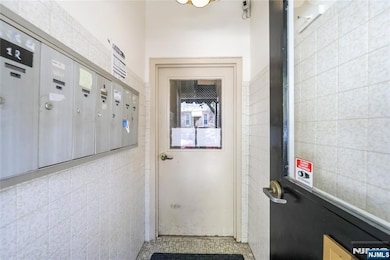 523 Adams St unit 5, Hoboken, NJ 07030 - photo 4