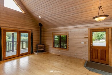 1072 Dabob Rd, Quilcene, WA 98376 - photo 7