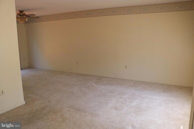 1612 Lefrak Ct, Herndon, VA 20170 - photo 5