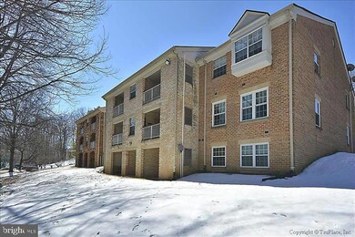 5821 Cove Landing Rd unit 304, Burke, VA 22015 - photo 2