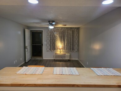 824 Pipers Run Ct, Columbus, OH 43228 - photo 6