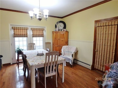 35 Fairview Ave, West Warwick, RI 02893 - photo 4