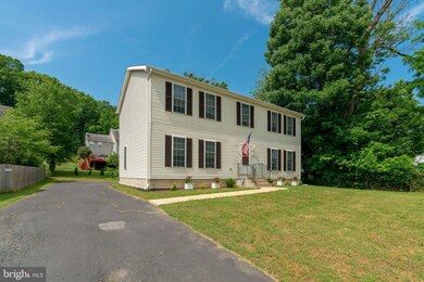 4047 White Haven Dr, Dumfries, VA 22026 - photo 2