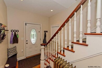 90 Thompson St, Troy, NY 12180 - photo 3