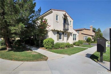 DETACHED PRIVATE END UNIT