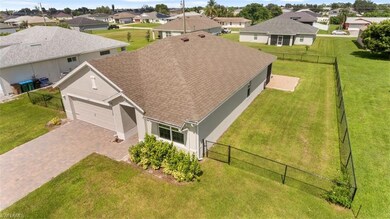 439 NE Juanita Ct, Cape Coral, FL 33909 - photo 2