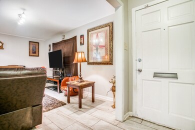 1521 Highland Dr, Alvin, TX 77511 - photo 4