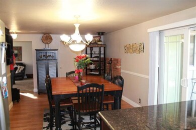 196 Southridge Way, Grants Pass, OR 97527 - photo 4