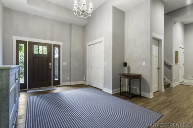 2-web-or-mls-17363 Whispering Sands Ct,
