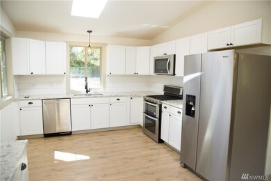 12919 Marksman St SW, Olympia, WA 98512 - photo 4