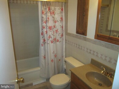 714 Hamlen Rd, Glen Burnie, MD 21061 - photo 7