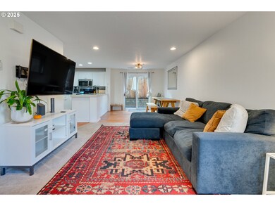 20690 SW Nantucket Ln, Beaverton, OR 97006 - photo 3