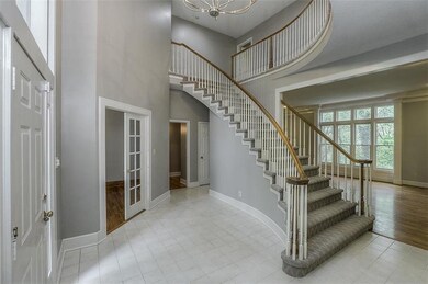 5411 Summit Ct, Shawnee, KS 66216 - photo 3