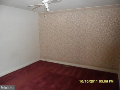 140 N Huron Dr, Oxon Hill, MD 20745 - photo 7