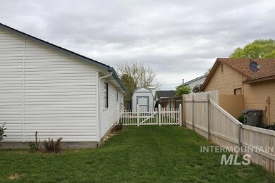 2524 Smart St, Nampa, ID 83686 - photo 4