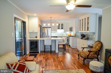 12124 Quorn Ln, Reston, VA 20191 - photo 2