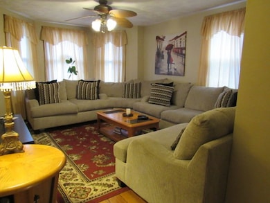 551 Dartmouth St, South Dartmouth, MA 02748 - photo 3