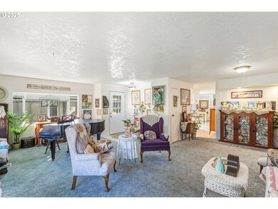 2901 E 2nd St unit 84, Newberg, OR 97132 - photo 4