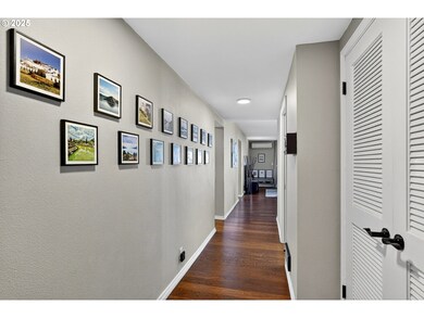 Lincoln Tower unit 1001, Portland, OR 97201 - photo 4