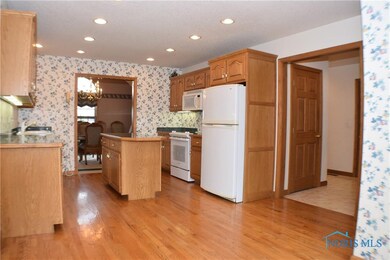 3990 County Road 16, Woodville, OH 43469 - photo 4