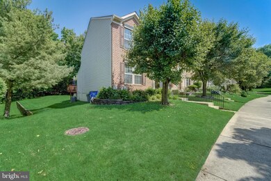 8733 Cresthill Ct, Laurel, MD 20723 - photo 2