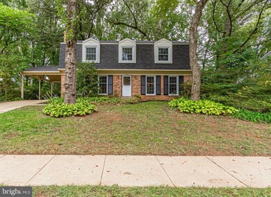 8406 Briar Creek Dr, Annandale, VA 22003 - photo 2