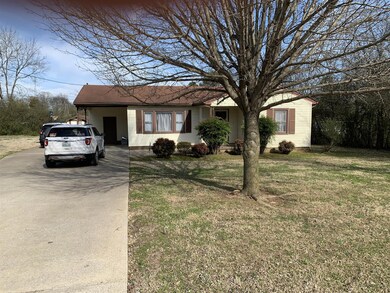 1411 Cypress St, Shelbyville, TN 37160 - photo 2