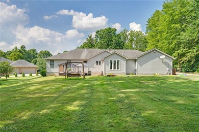 5537 Walnut Grove Cir, Struthers, OH 44471 - photo 5