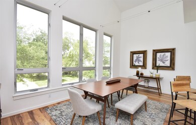 532 W 26th St, Houston, TX 77008 - photo 3