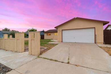 715 Charles Dr, Oceanside, CA 92057 - photo 2