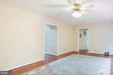 2602 Falling Brook Terrace, Adelphi, MD 20783 - photo 5