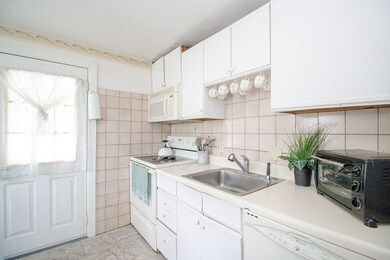 217 Winter St, Brockton, MA 02302 - photo 3