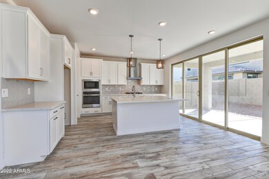 004_Kitchen