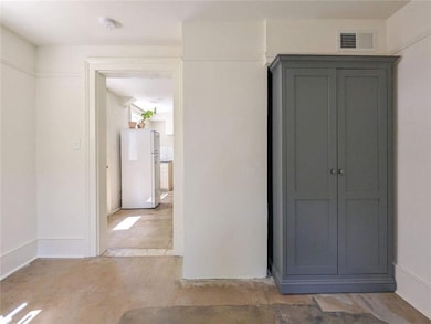 3232 Grand Route Saint John St unit 1C, New Orleans, LA 70119 - photo 5